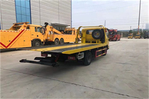 揭西非事故拖车